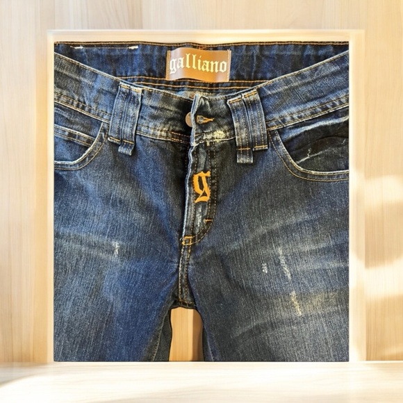 Galliano Women’s Jean Straight Leg Navy Blue Super soft Slightly distressed - Picture 11 of 16